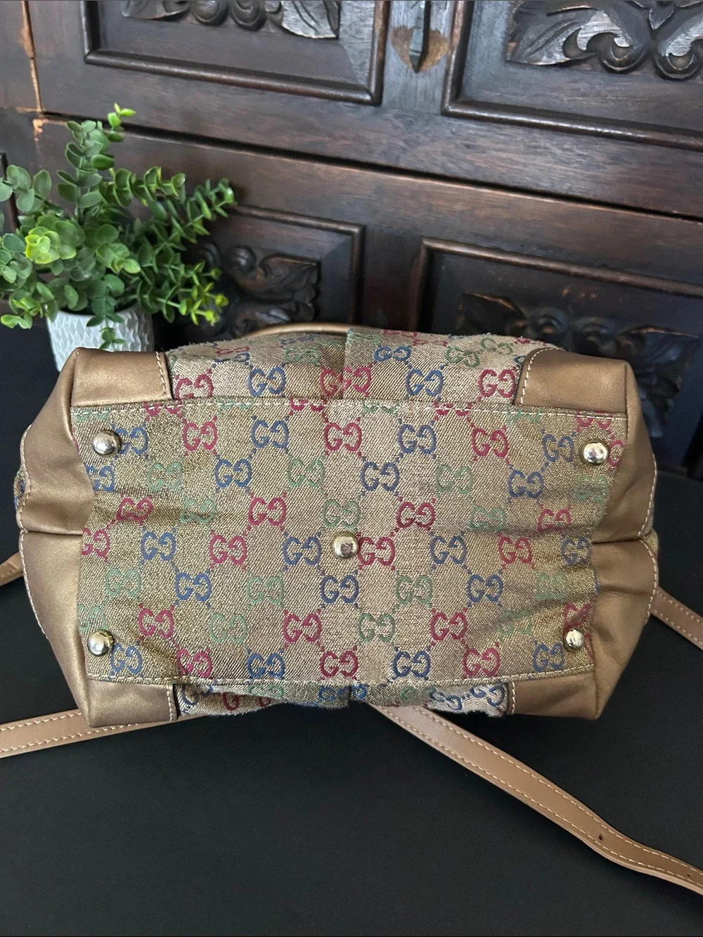 Beautiful bag beautiful shoulder